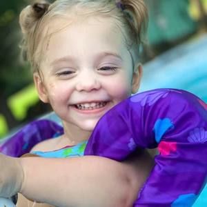 Meet your Posher, Sherry